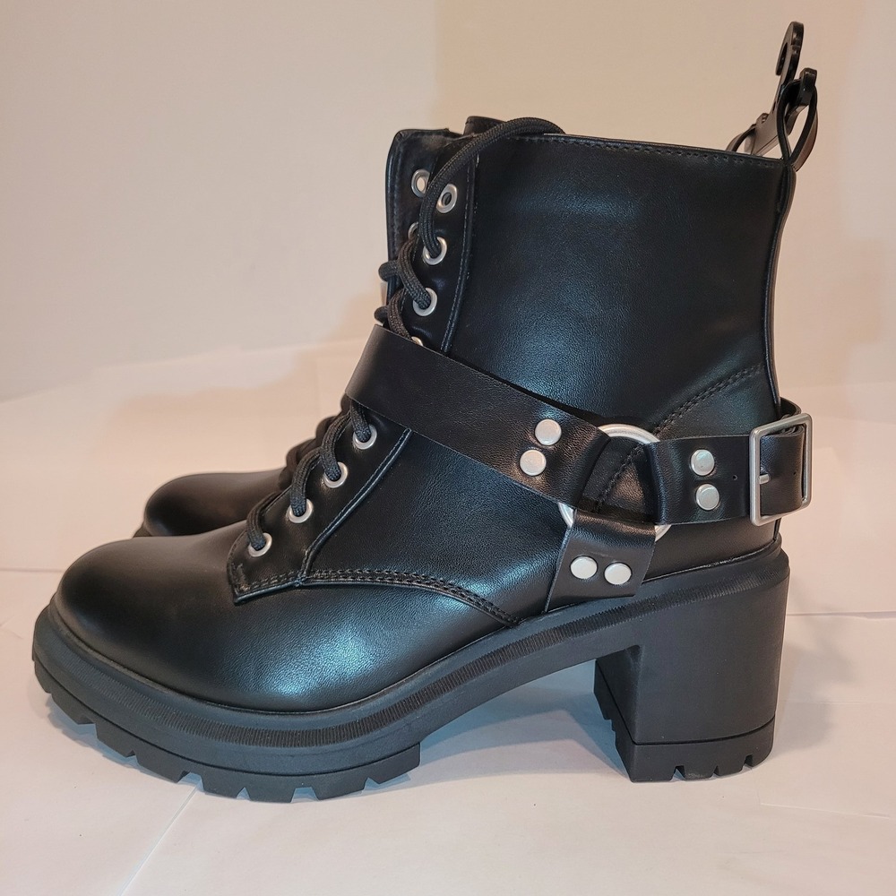 No Boundaries Women's Black Combat Boots Size 8 US Memory Foam‎ Ankle Buckle Zip